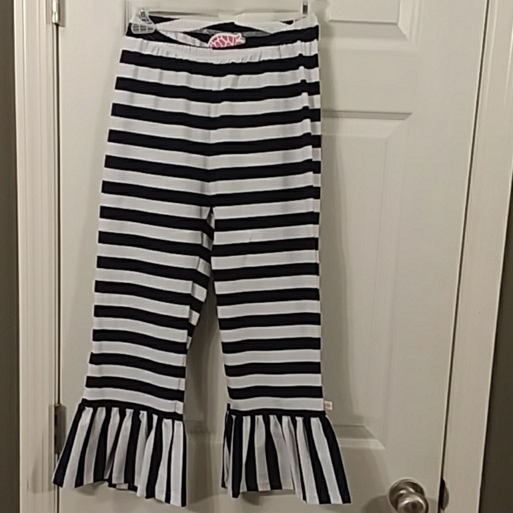 Ruffle pants